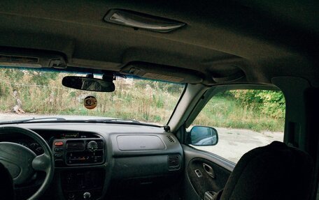 Chevrolet Tracker II, 2001 год, 410 000 рублей, 16 фотография