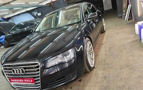 Audi A8, 2011 год, 1 790 000 рублей, 1 фотография