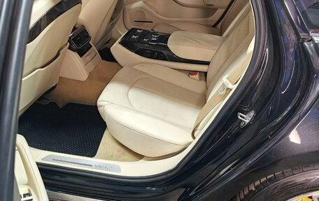 Audi A8, 2011 год, 1 790 000 рублей, 3 фотография