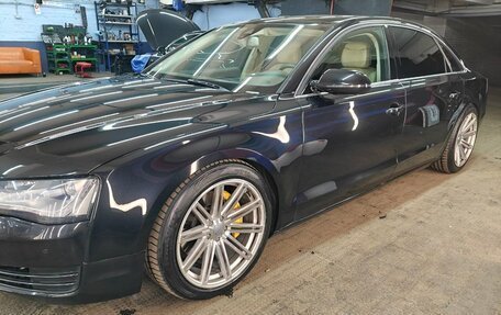 Audi A8, 2011 год, 1 790 000 рублей, 5 фотография