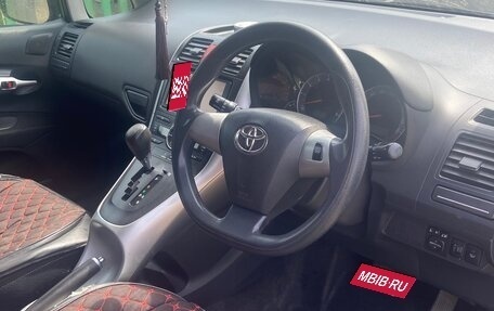 Toyota Auris II, 2011 год, 650 000 рублей, 6 фотография