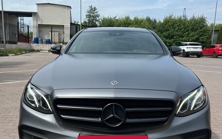 Mercedes-Benz E-Класс, 2017 год, 3 750 000 рублей, 3 фотография