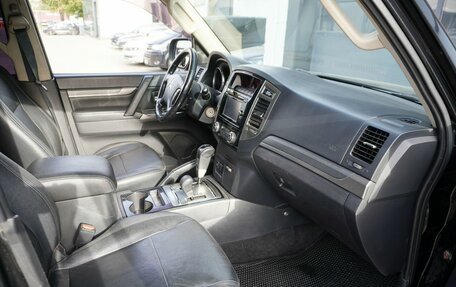 Mitsubishi Pajero IV, 2014 год, 2 375 000 рублей, 9 фотография