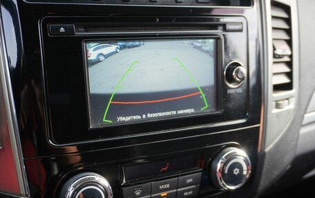 Mitsubishi Pajero IV, 2014 год, 2 375 000 рублей, 14 фотография