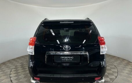 Toyota Land Cruiser Prado 150 рестайлинг 2, 2010 год, 2 200 000 рублей, 3 фотография
