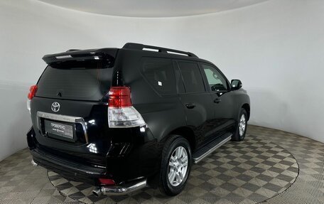 Toyota Land Cruiser Prado 150 рестайлинг 2, 2010 год, 2 200 000 рублей, 6 фотография