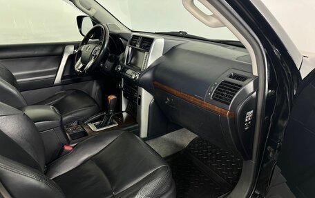 Toyota Land Cruiser Prado 150 рестайлинг 2, 2010 год, 2 200 000 рублей, 14 фотография