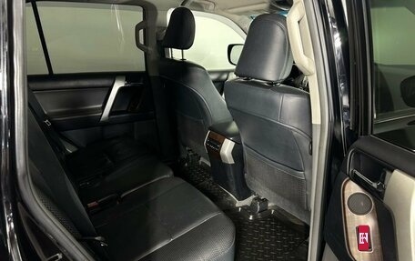 Toyota Land Cruiser Prado 150 рестайлинг 2, 2010 год, 2 200 000 рублей, 16 фотография