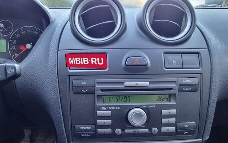 Ford Fiesta, 2007 год, 380 000 рублей, 9 фотография