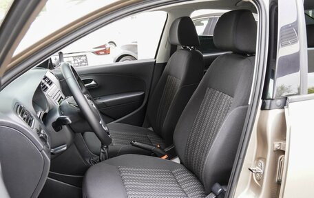 Volkswagen Polo VI (EU Market), 2015 год, 1 160 000 рублей, 10 фотография