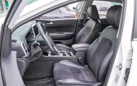 KIA Sportage IV рестайлинг, 2022 год, 2 470 000 рублей, 10 фотография
