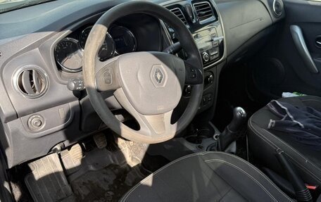 Renault Logan II, 2018 год, 690 000 рублей, 6 фотография