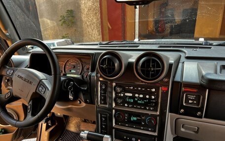 Hummer H2, 2002 год, 2 200 000 рублей, 13 фотография