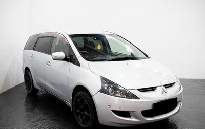 Mitsubishi Grandis, 2003 год, 550 000 рублей, 1 фотография