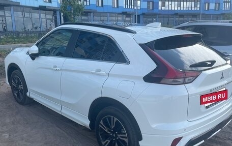 Mitsubishi Eclipse Cross, 2022 год, 2 700 000 рублей, 2 фотография