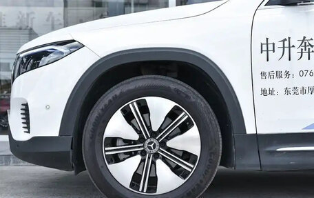 Mercedes-Benz EQB, 2022 год, 2 258 888 рублей, 8 фотография