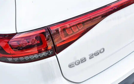 Mercedes-Benz EQB, 2022 год, 2 258 888 рублей, 7 фотография