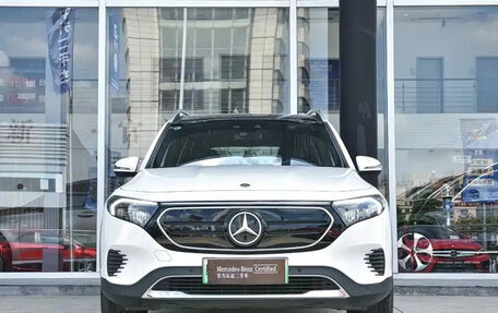 Mercedes-Benz EQB, 2022 год, 2 258 888 рублей, 2 фотография