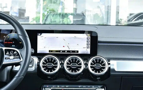 Mercedes-Benz EQB, 2022 год, 2 258 888 рублей, 17 фотография