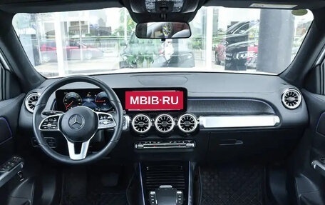 Mercedes-Benz EQB, 2022 год, 2 258 888 рублей, 12 фотография