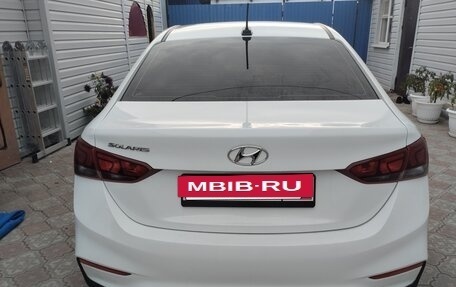 Hyundai Solaris II рестайлинг, 2018 год, 900 000 рублей, 7 фотография