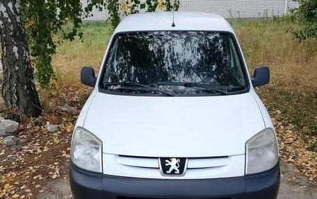 Peugeot Partner II рестайлинг 2, 2009 год, 450 000 рублей, 1 фотография