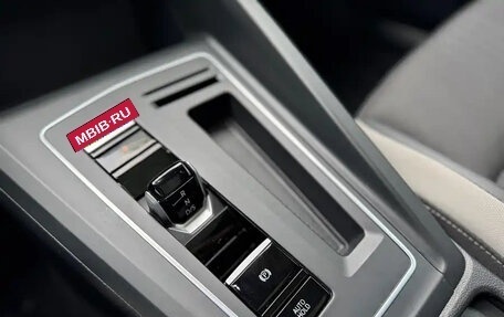 Volkswagen Golf VIII, 2021 год, 1 700 997 рублей, 15 фотография