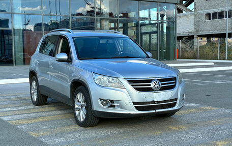Volkswagen Tiguan I, 2010 год, 790 000 рублей, 3 фотография
