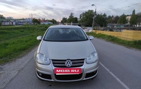 Volkswagen Jetta VI, 2008 год, 820 000 рублей, 5 фотография