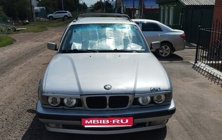 BMW 5 серия, 1995 год, 555 000 рублей, 4 фотография