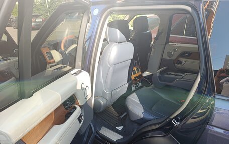 Land Rover Range Rover IV рестайлинг, 2018 год, 6 500 000 рублей, 17 фотография
