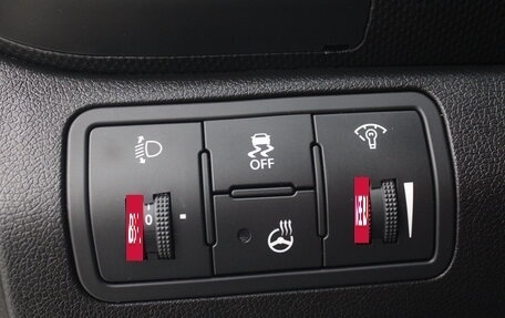 Hyundai Solaris II рестайлинг, 2015 год, 993 000 рублей, 14 фотография