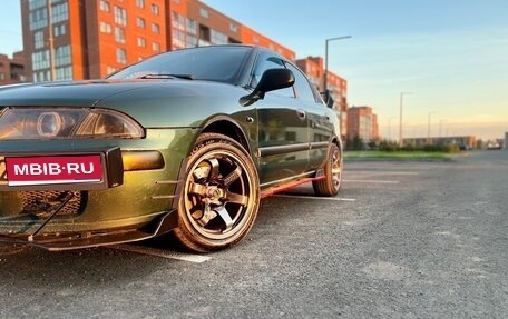 Mitsubishi Carisma I, 2001 год, 530 000 рублей, 1 фотография