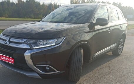 Mitsubishi Outlander III рестайлинг 3, 2017 год, 2 150 000 рублей, 1 фотография