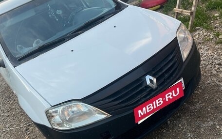Renault Logan I, 2010 год, 310 000 рублей, 3 фотография
