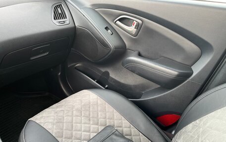 Hyundai ix35 I рестайлинг, 2012 год, 1 330 000 рублей, 30 фотография