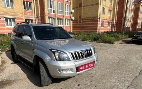 Toyota Land Cruiser Prado 120 рестайлинг, 2003 год, 1 290 000 рублей, 2 фотография
