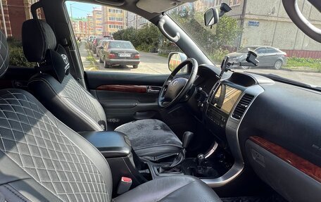 Toyota Land Cruiser Prado 120 рестайлинг, 2003 год, 1 290 000 рублей, 8 фотография