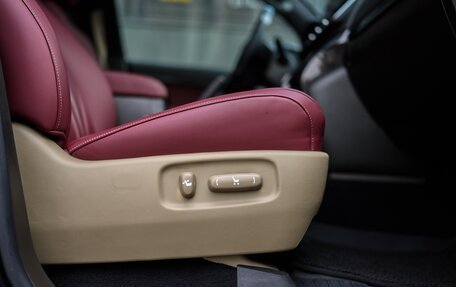 Toyota Land Cruiser 200, 2011 год, 6 700 000 рублей, 12 фотография