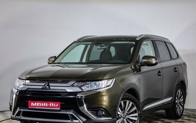 Mitsubishi Outlander III рестайлинг 3, 2019 год, 2 649 000 рублей, 1 фотография