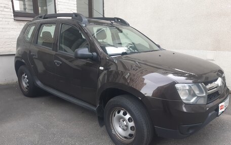 Renault Duster I рестайлинг, 2016 год, 900 000 рублей, 2 фотография