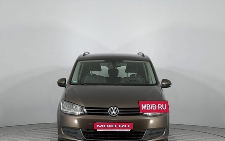 Volkswagen Sharan II, 2010 год, 1 300 000 рублей, 2 фотография
