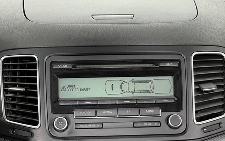 Volkswagen Sharan II, 2010 год, 1 300 000 рублей, 17 фотография