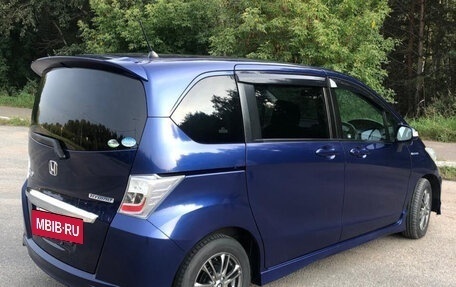 Honda Freed I, 2011 год, 1 100 000 рублей, 2 фотография