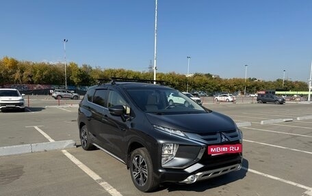 Mitsubishi Xpander, 2022 год, 2 500 000 рублей, 3 фотография