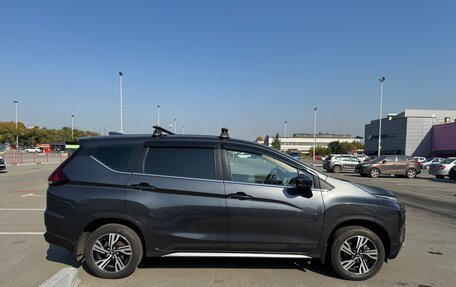Mitsubishi Xpander, 2022 год, 2 500 000 рублей, 4 фотография