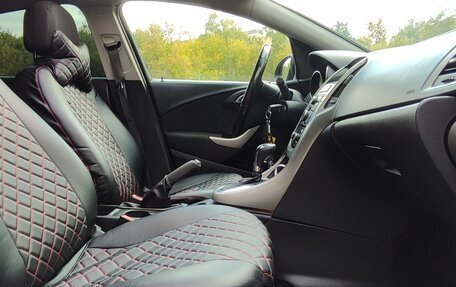 Opel Astra J, 2011 год, 595 000 рублей, 21 фотография