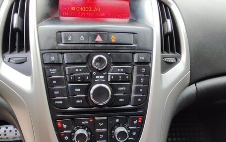 Opel Astra J, 2011 год, 595 000 рублей, 19 фотография