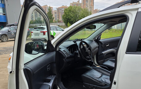 Mitsubishi Outlander III рестайлинг 3, 2012 год, 1 099 000 рублей, 4 фотография