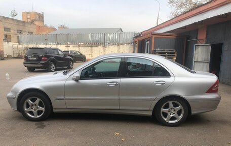 Mercedes-Benz C-Класс, 2001 год, 1 100 000 рублей, 4 фотография